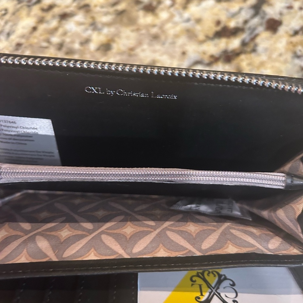 CXL by Christian Lacroix Wristlet Wallet Black Kara Croco Zip Accordion NWT - Picture 4 of 5